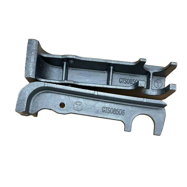 爐排要保持穩(wěn)定的爐膛負(fù)壓